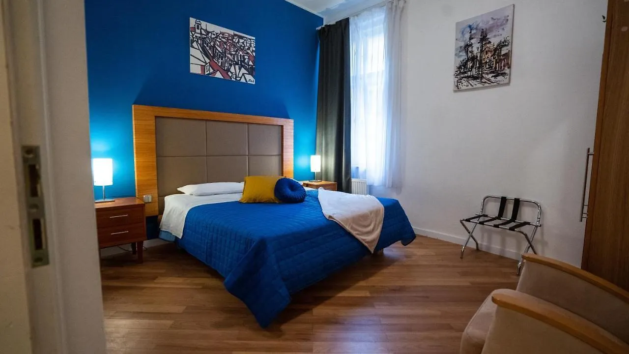 Nux Prague Old Town Square Apartments Masna