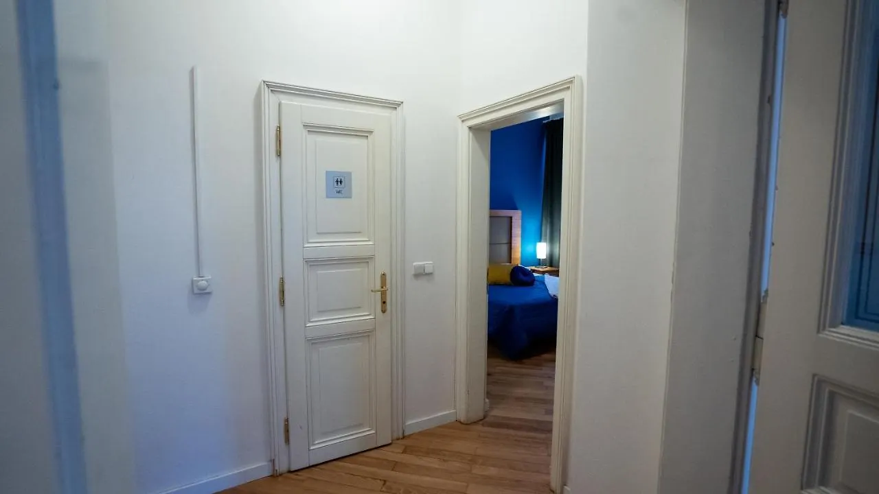 Nux Prague Old Town Square Apartments Masna