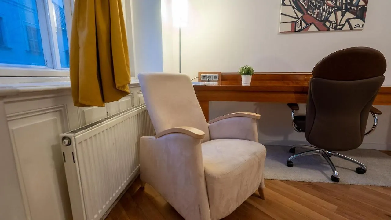 Nux Prague Old Town Square Apartments Masna 0*,  Repubblica Ceca