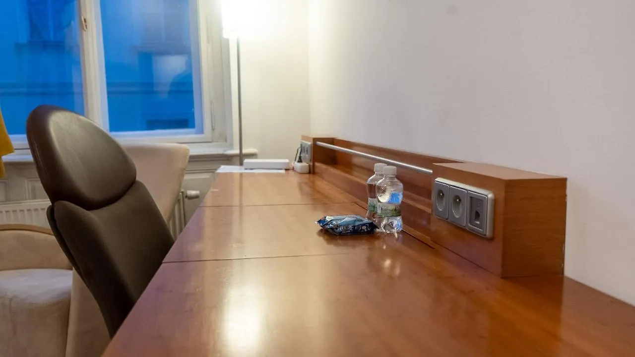 Nux Prague Old Town Square Apartments Masna