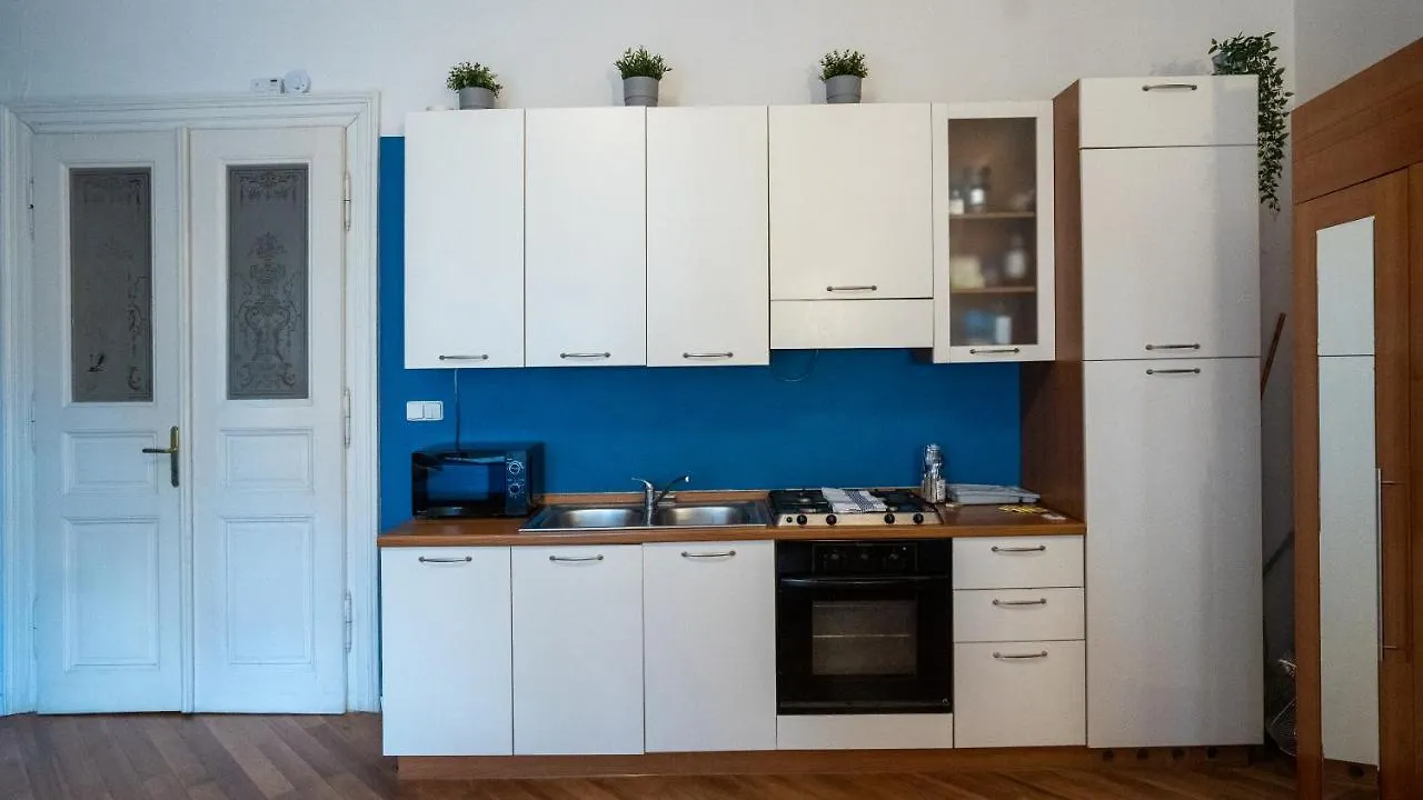Nux Prague Old Town Square Apartments Masna Czech Republic