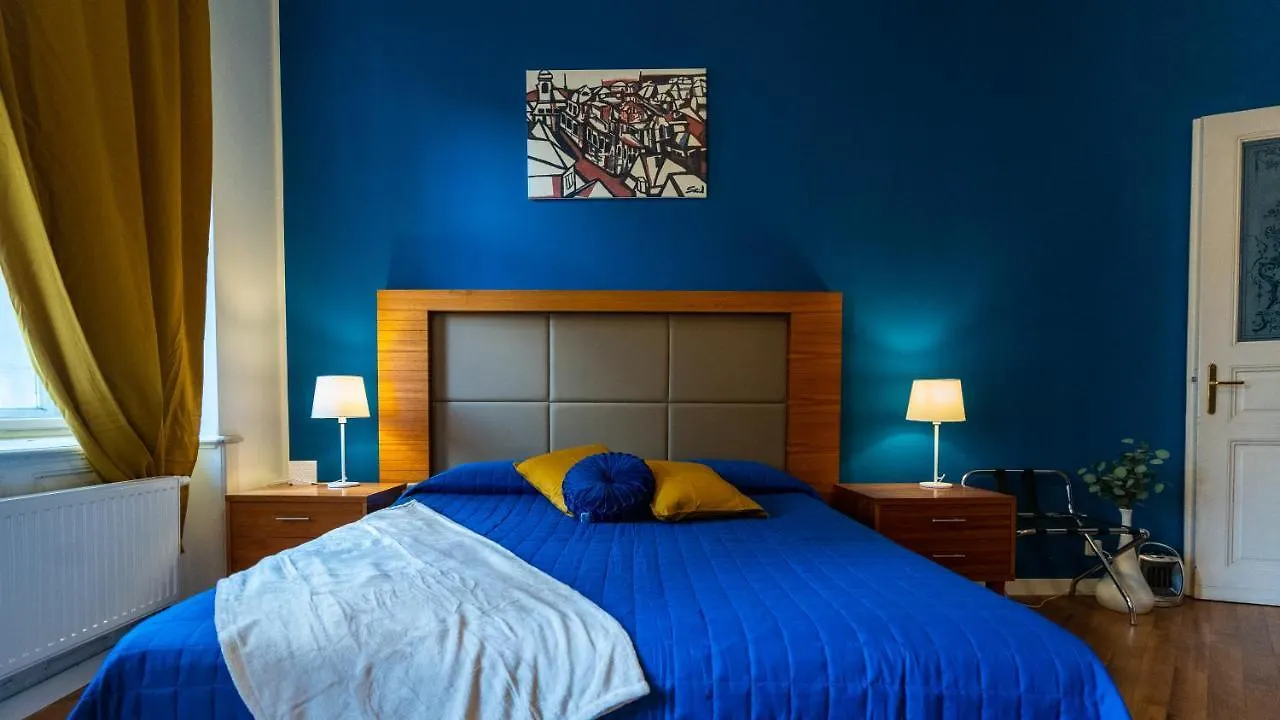 Nux Prague Old Town Square Apartments Masna