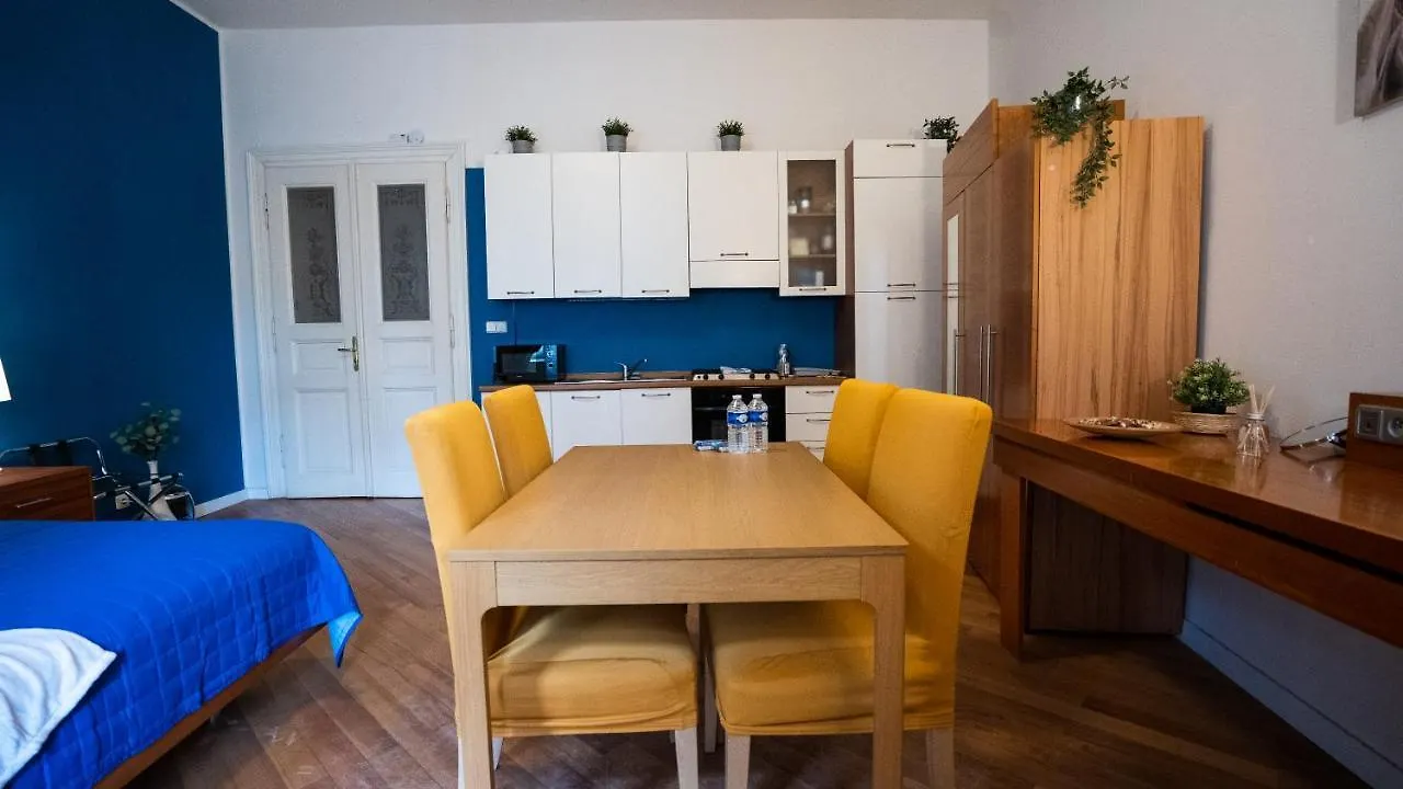 Nux Prague Old Town Square Apartments Masna 0*,