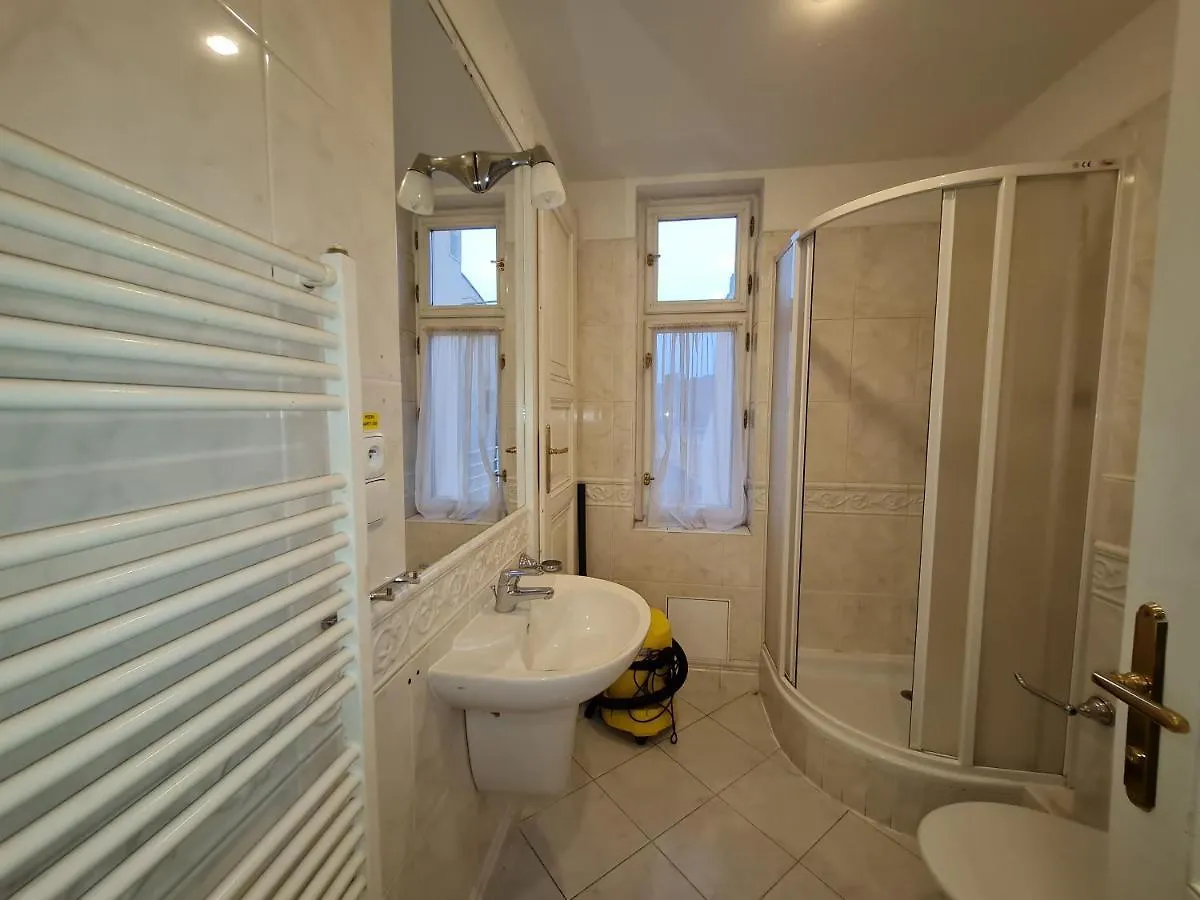 Nux Prague Old Town Square Apartments Masna Czech Republic